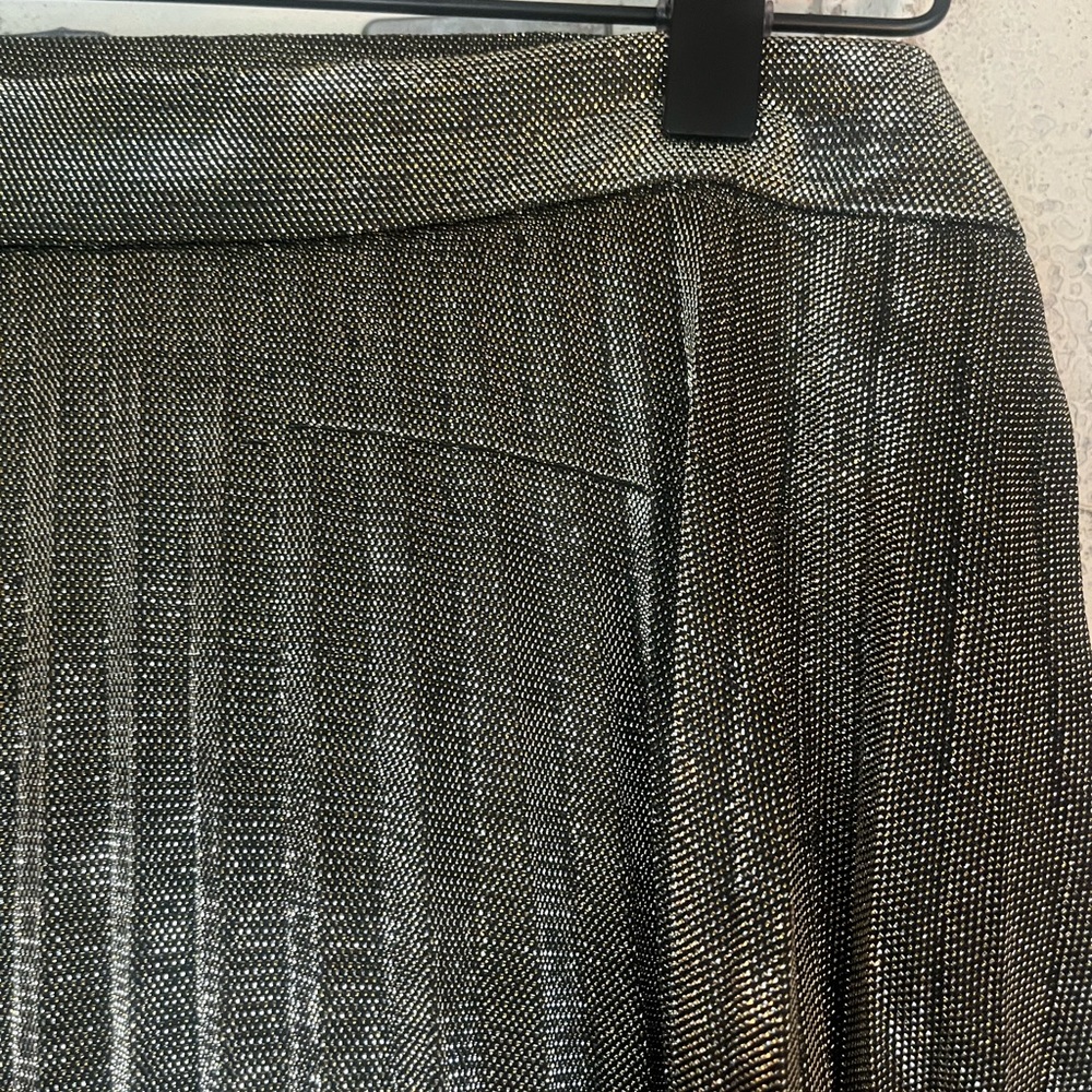 Lulus Star Shine Gold Pleated Midi Skirt size small - Picture 5 of 5
